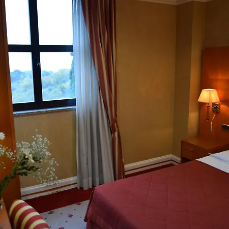 Perusia Hotell 4*